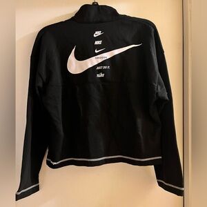Nike cropped sweatshirt size S